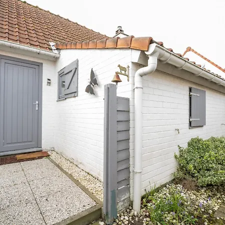 Zeewind 198 With Parking By Interhome * Bredene
