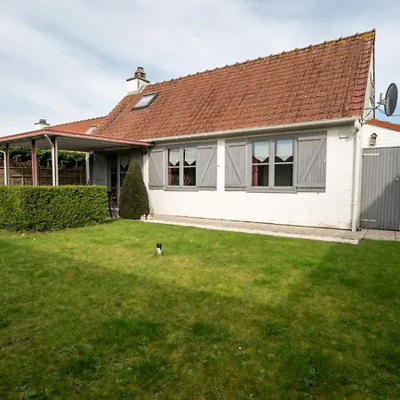 Zeewind 198 With Parking By Interhome * Bredene