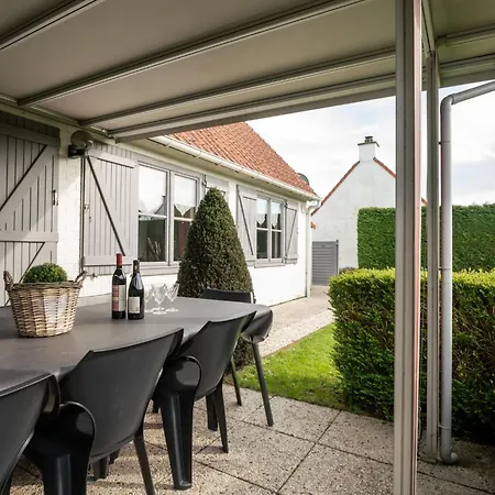 度假居 Zeewind 198 With Parking By Interhome